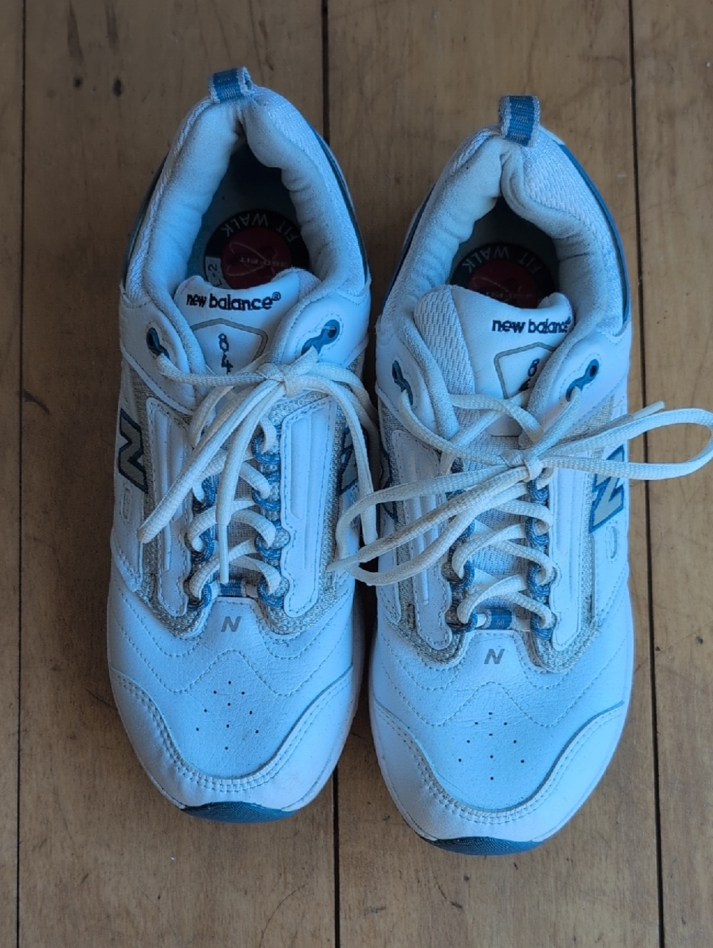 New Balance 844 sneakers